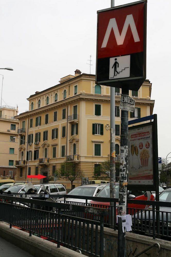 King Square Roma
